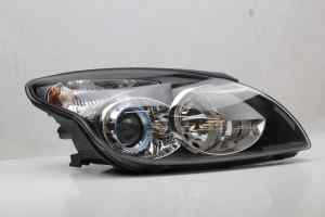 HYUNDAI I30 FD Wgn (Series 2/Black) Right Headlight (2010 2011 2012)