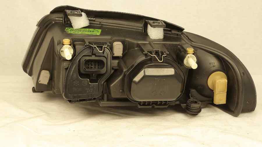 AUDI A4 B5 (Late/BOSCH) Right Headlight (1999 2000 2001)