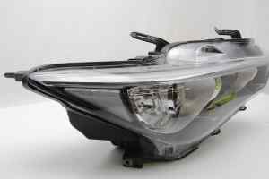 INFINITI Q50 V37 Right Headlight (2014)