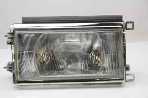 TOYOTA CROWN MS123 (Series 2) Right Headlight (1985 1986 1987)