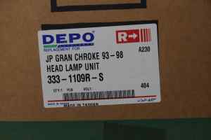 JEEP GRAND CHEROKEE ZG Right Headlight (1996 1997 1998 1999 2000 2001)