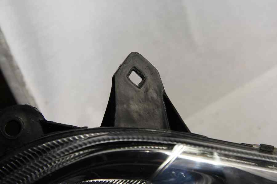 MERCEDES SPRINTER W903 (Series 3) Right Headlight (2003 2004 2005 2006)