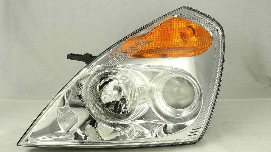 KIA CARNIVAL WAGON (Gen 2/VQ Late) Left Headlight (2008 2009 2010 2011)