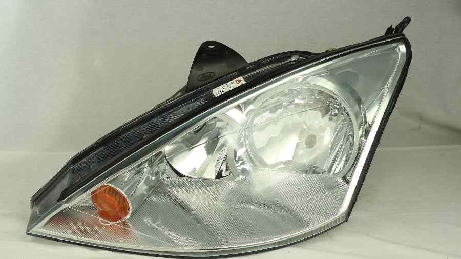 FORD FOCUS LR Left Headlight (2002 2003 2004)