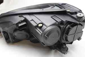 VOLKSWAGEN GOLF Mk7 Right Headlight (2013 2014 2015 2016 2017 2018 2019 2020 2021) [5G2941006]