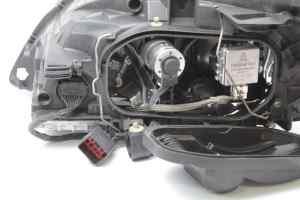VOLVO XC60 WAGON (Gen 1 Early/Xenon) Right Headlight (2009 2010 2011 2012 2013 2014)