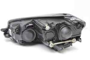 VOLKSWAGEN GOLF Mk7 (II) STD Right Headlight (2017 2018 2019) [1LB013924-04]