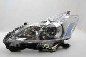 TOYOTA PRIUS-V XW40 (Series 1) Left Headlight (2012 2013 2014 2015)