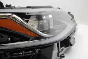 LEXUS ES XZ10 (LED) Right Headlight (2018)