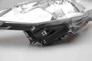 SUBARU OUTBACK Gen 5 (Early) Right Headlight (2009 2010 2011 2012)