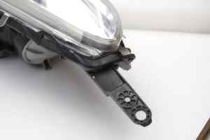 SUBARU OUTBACK Gen 5 (Early) Right Headlight (2009 2010 2011 2012)