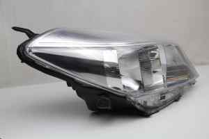 TOYOTA YARIS 130 Series (Early) Right Headlight (2011 2012 2013 2014)