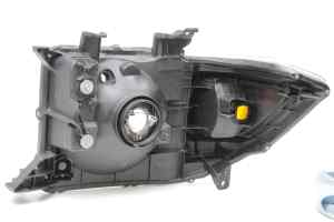 TOYOTA LANDCRUISER 70 SERIES (Gen 1) Right Headlight (2007)