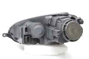 VOLKSWAGEN GOLF Mk5 Right Headlight (2004 2005 2006 2007 2008 2009)