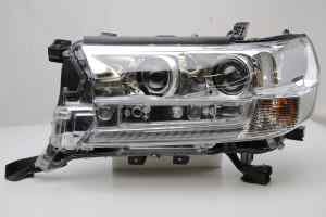 TOYOTA LANDCRUISER 200 SERIES (LED) Left Headlight (2015 2016 2017 2018 2019 2020 2021)