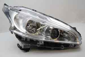 PEUGEOT 208 A9 (Series 1) Right Headlight (2012 2013 2014 2015) [89905958]
