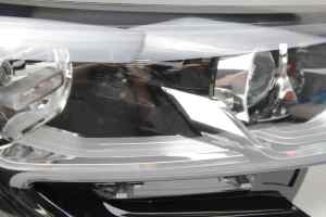 RENAULT MEGANE Series 4 Right Headlight (2016) [260100663R]