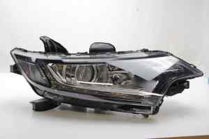MITSUBISHI OUTLANDER ZK Right Headlight (2015 2016 2017 2018 2019 2020 2021 2022) [4BX15, 8301C8]