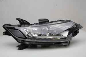 MITSUBISHI OUTLANDER ZK Right Headlight (2015 2016 2017 2018 2019 2020 2021 2022) [4BX15, 8301C8]