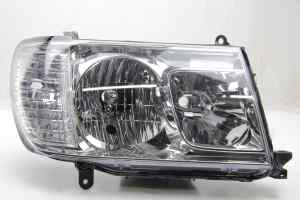 TOYOTA LANDCRUISER 100 SERIES (Late) Right Headlight (2005 2006 2007)
