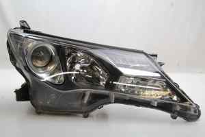 TOYOTA RAV4 40 Series (Early/GXL) Right Headlight (2012 2013 2014 2015)