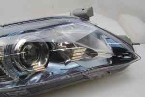 TOYOTA CAMRY 40 SERIES (Late Hybrid) Right Headlight (2010 2011)