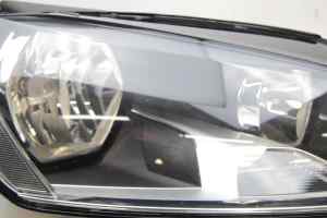 VOLKSWAGEN GOLF Mk7 Right Headlight (2013 2014 2015 2016 2017 2018 2019 2020 2021) [5G2941006]