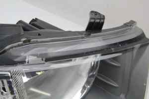 MITSUBISHI TRITON MN Right Headlight (2009 2010 2011 2012 2013 2014 2015)
