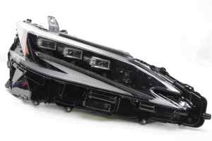 LEXUS ES XZ10 (Matrix) Right Headlight (2018)