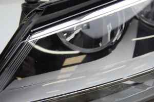 VOLKSWAGEN JETTA 1B/A6 Left Headlight (2011)