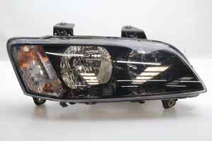HOLDEN COMMODORE VE Series 1 (Std) Right Headlight (2006 2007 2008 2009 2010)