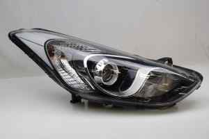 HYUNDAI I30 GD Right Headlight (2012 2013 2014 2015 2016 2017)
