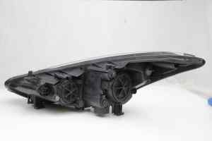 HYUNDAI I30 GD Right Headlight (2012 2013 2014 2015 2016 2017)