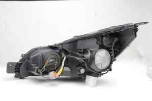 SUBARU LIBERTY Gen 5 (BM/Series 1) Right Headlight (2009 2010 2011 2012)