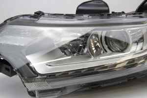 MITSUBISHI OUTLANDER ZK Left Headlight (2015 2016 2017 2018 2019 2020 2021 2022) [4bx15 8301c8]
