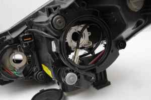 HYUNDAI I30 GD (Xenon) Right Headlight (2012)