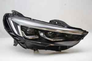 HOLDEN COMMODORE ZB (Calais) Right Headlight (2017) [39122977]