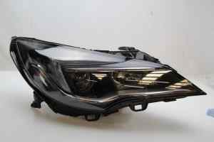 HOLDEN ASTRA BK Right Headlight (2016) [39077803]