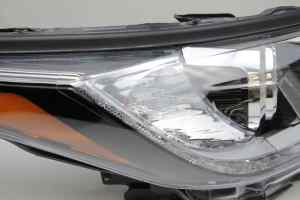 TOYOTA KLUGER GSU50 (Series 2) Right Headlight (2016 2017 2018 2019)