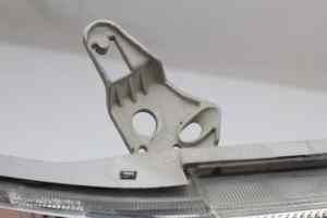 TOYOTA COROLLA ZZE122 Sed/Wagon (Hatch Early) Right Headlight (2001 2002 2003 2004 2005 2006 2007)