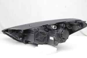 HYUNDAI TUCSON TL II Right Headlight (2018 2019 2020) [J034H64]