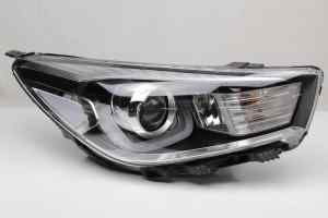KIA RIO YB (Halogen Projector) Right Headlight (2017) [92102H8260]
