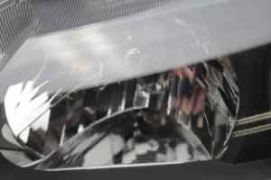 HOLDEN COMMODORE VY (MONARO) Left Headlight (2002 2003 2004)