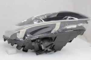 VOLVO S60 SEDAN Gen 2 Facelift (Xenon) Right Headlight (2014 2015 2016 2017 2018 2019) [31420256]