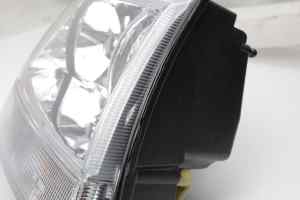 JEEP GRAND CHEROKEE WG Right Headlight (1999 2000 2001 2002 2003 2004 2005)