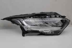 HONDA HR-V Gen 2/RU (Series 2) Right Headlight (2019) [33100-T7A-J51]
