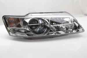 HOLDEN COMMODORE VY Berlina Right Headlight (2002 2003 2004) [92083412]