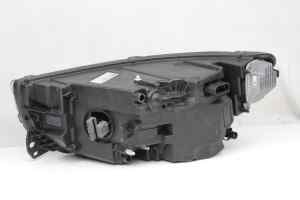 VOLVO XC40 SUV (S1) Right Headlight (2017 2018 2019 2020 2021 2022) [31655634]