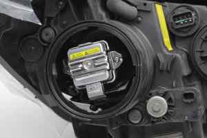 KIA CARNIVAL YP III Xenon Left Headlight (2015 2016 2017 2018) [KCD-21032LHG]