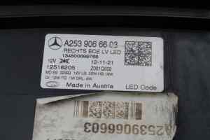 MERCEDES GLC-CLASS X253 Wagon (Series 2) Right Headlight (2019) [A2539066603]